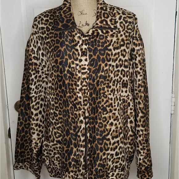 Fuda International | Vintage Silk Leopard Jacket - Picture 1 of 6